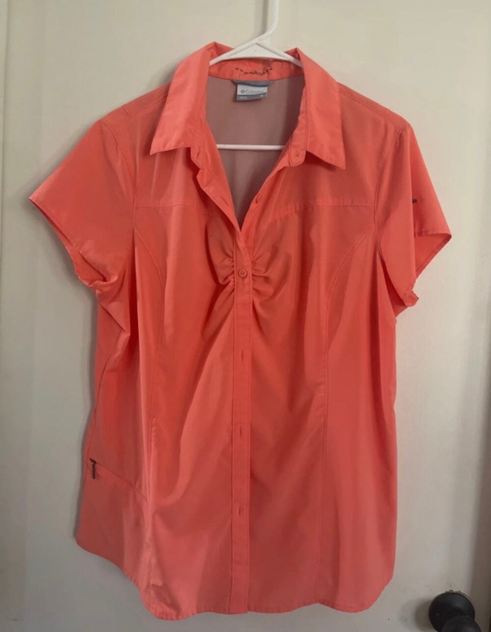 Woman’s  Colombia blouse shirt coral size Xl